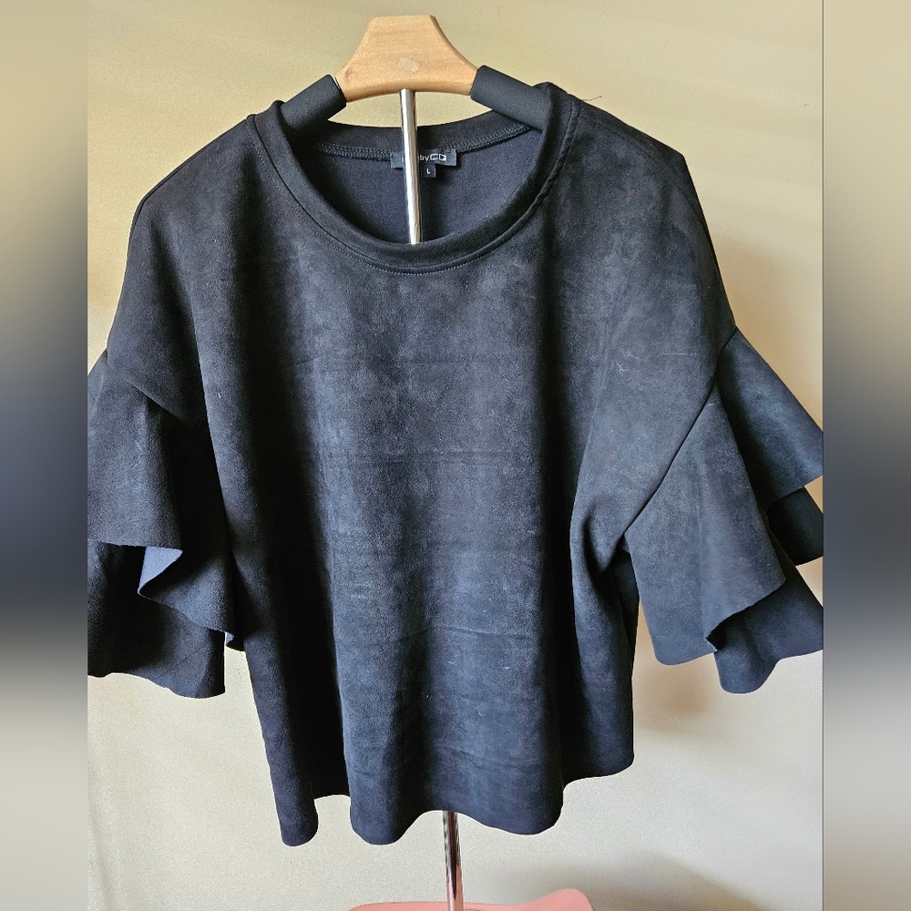 CQ by CQ Black Tiered Ruffle Sleeve Top - Size L